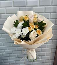 Букет цветочный вальс в Крыловской Букет цветов из:  Розы и Хризантемы в Крыловской
