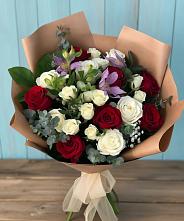 Букет цветов из:  Розы и Альстромерии #REPLACE_PRED# Крыловской