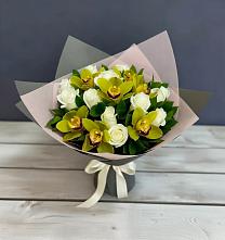 Букет цветов из:  Орхидеи и Розы #REPLACE_PRED# Крыловской